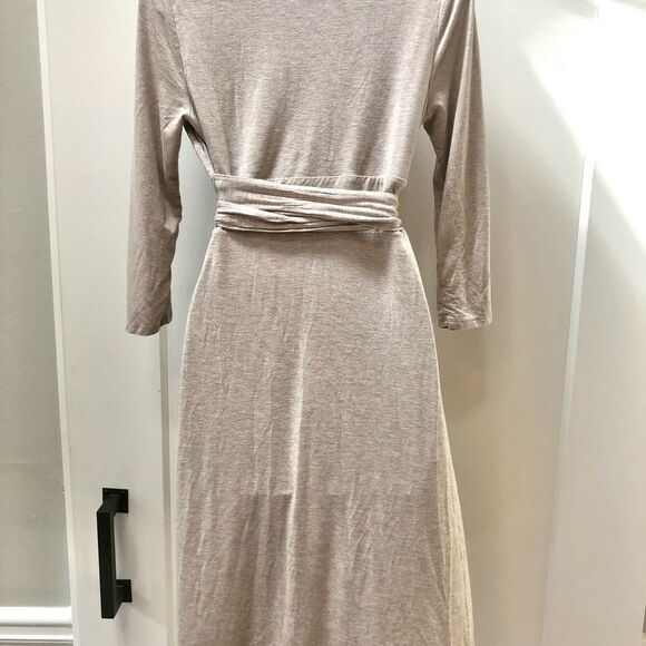 Cynthia Rowley nude tan soft knit wrap tie dress woman’s size S - Picture 3 of 6